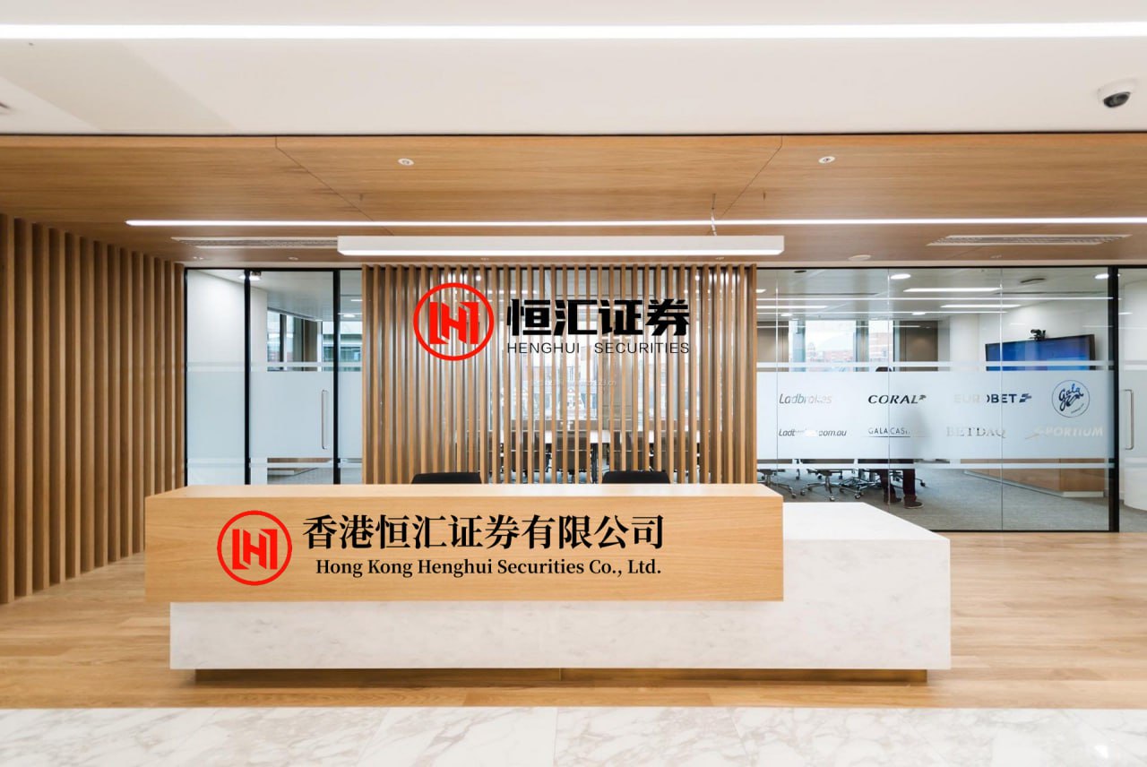 鼎金投资 古偶丑男，进入全面爆发期，刘宇宁变帅后，又一男星丑的离谱_刘学义_古装_形象